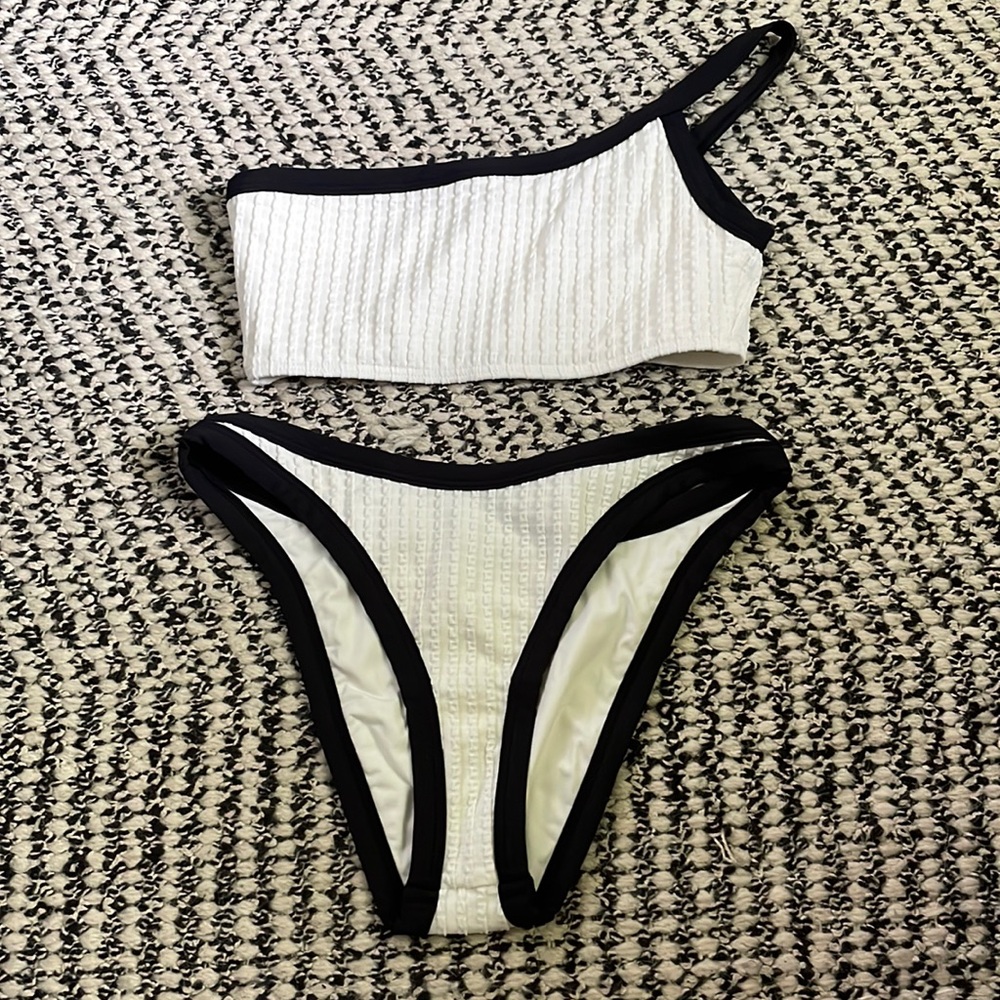 L Space Bikini set